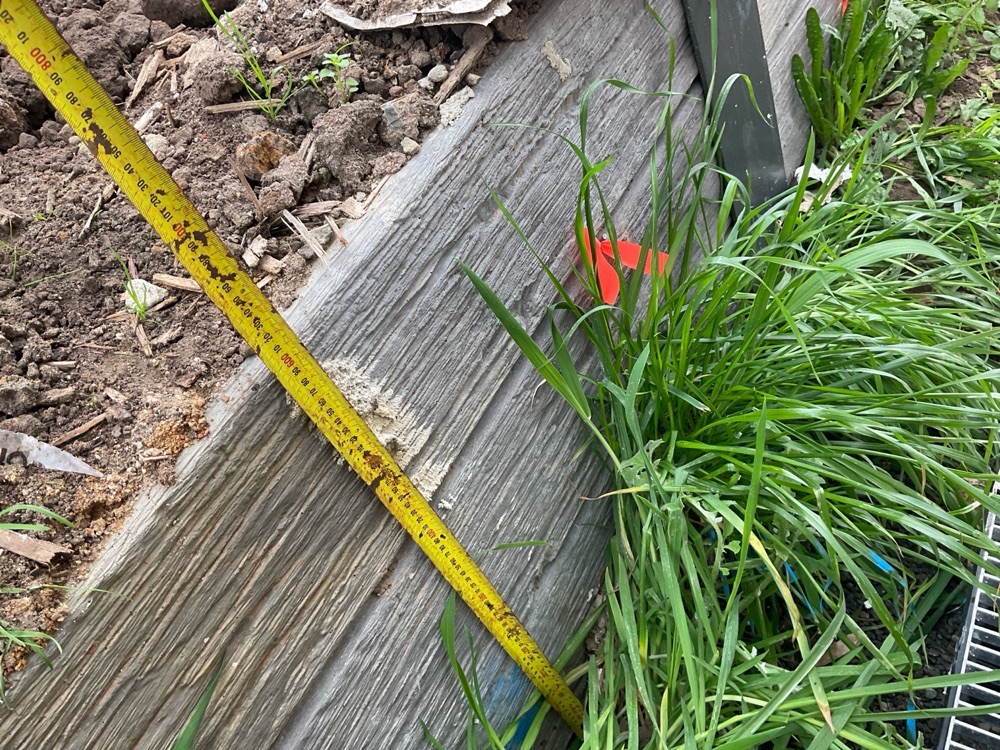 Retaining wall heights not matching, Pakenham East